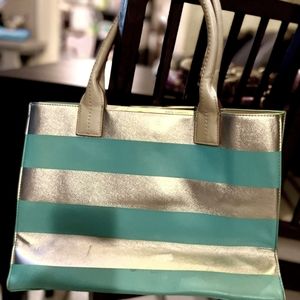 DO NOT BUY IN SEARCH OF KATE LANDRY STRIPED TOTE